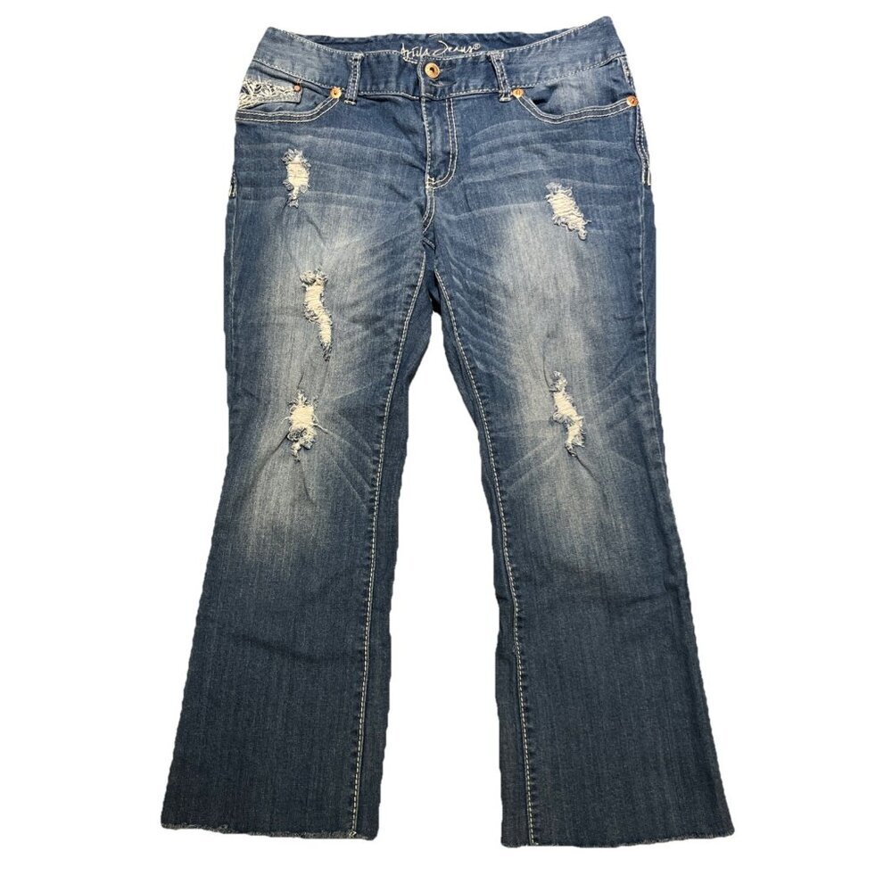 Ariya Jeans Juniors Size 13/14 Raw Hem Cut Off Cropped Embellished‎ Distressed